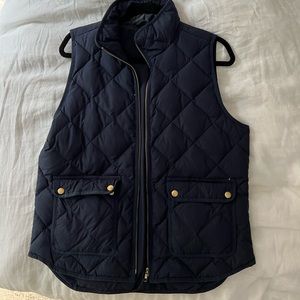 J CREW navy puffer vest size M